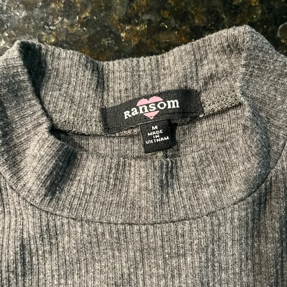 Grey Ransom Flowy top - Picture 2 of 3
